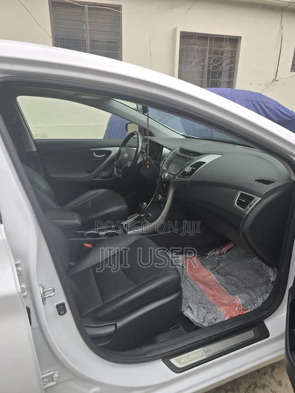 Hyundai Elantra 2016 White