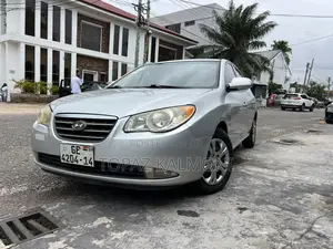 Hyundai Elantra 2009 Silver