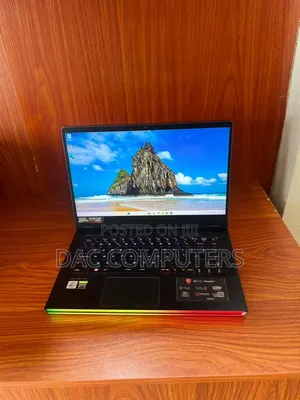 New Laptop MSI GE66 Raider 16GB Intel Core i7 SSD 1T