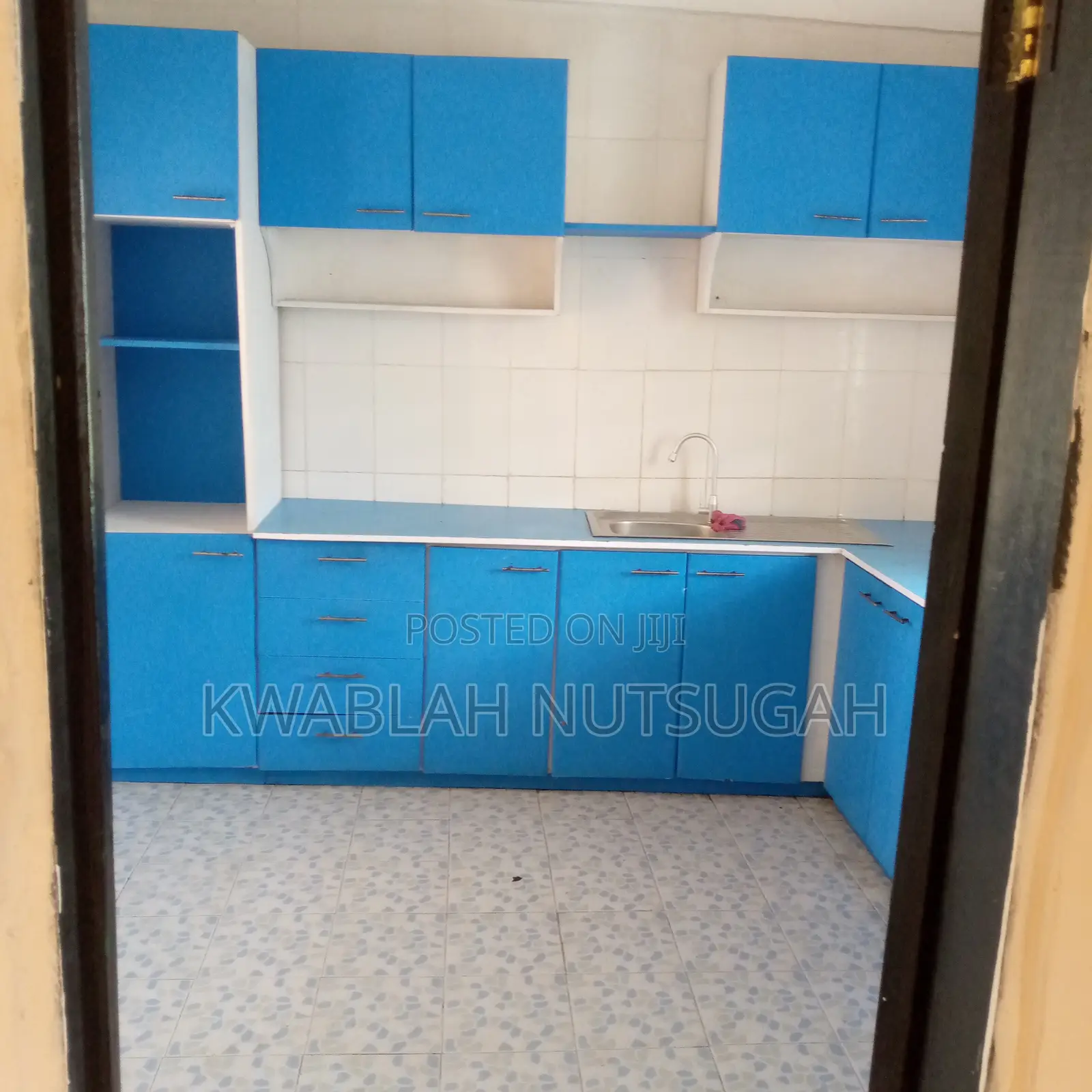 1bdrm Room & Parlour in Cold Store for rent