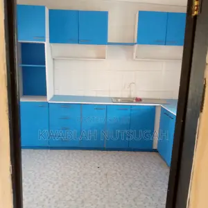 1bdrm Room & Parlour in Cold Store for rent