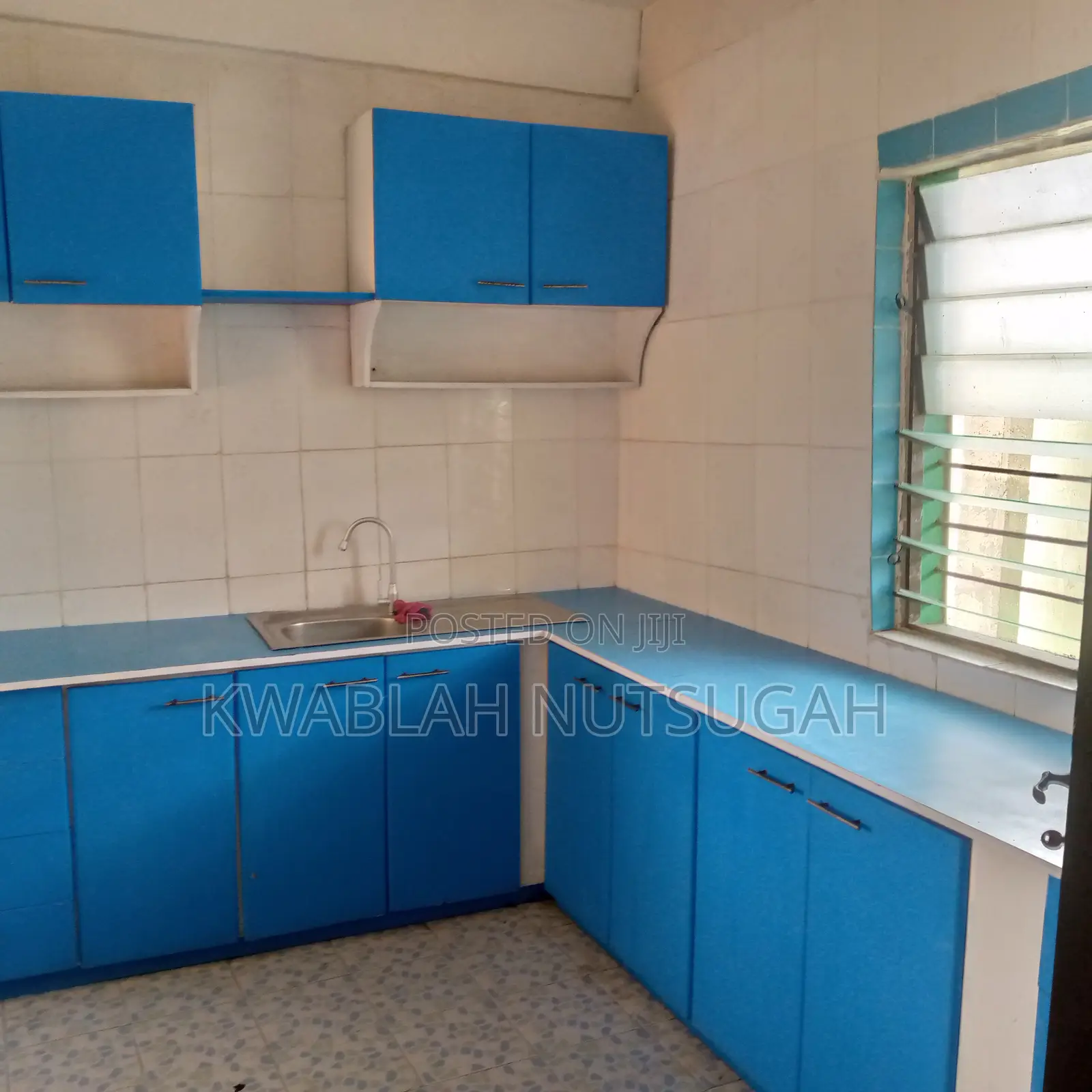 1bdrm Room & Parlour in Cold Store for rent