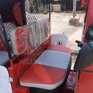 Bajaj RE 2024 Red