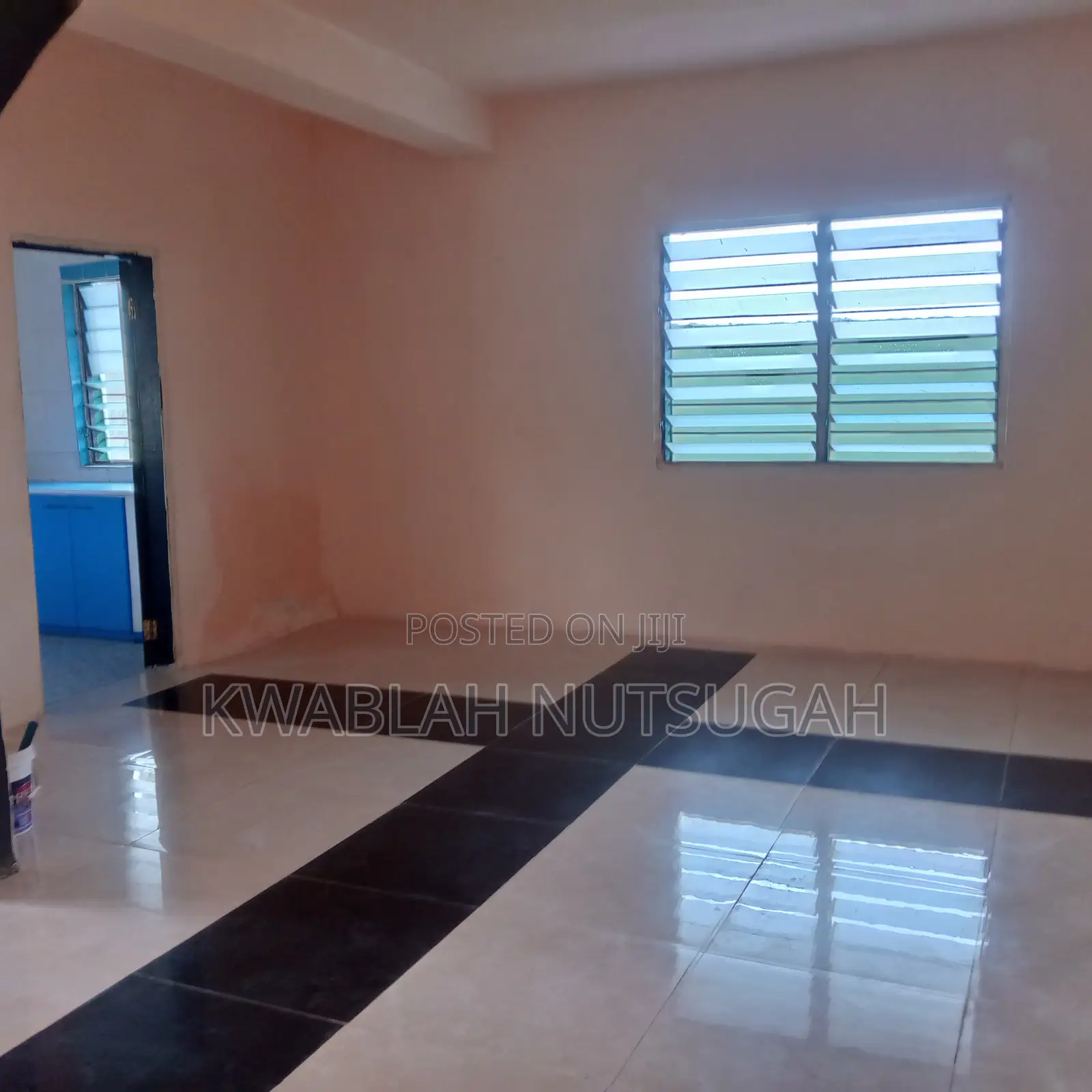 1bdrm Room & Parlour in Cold Store for rent