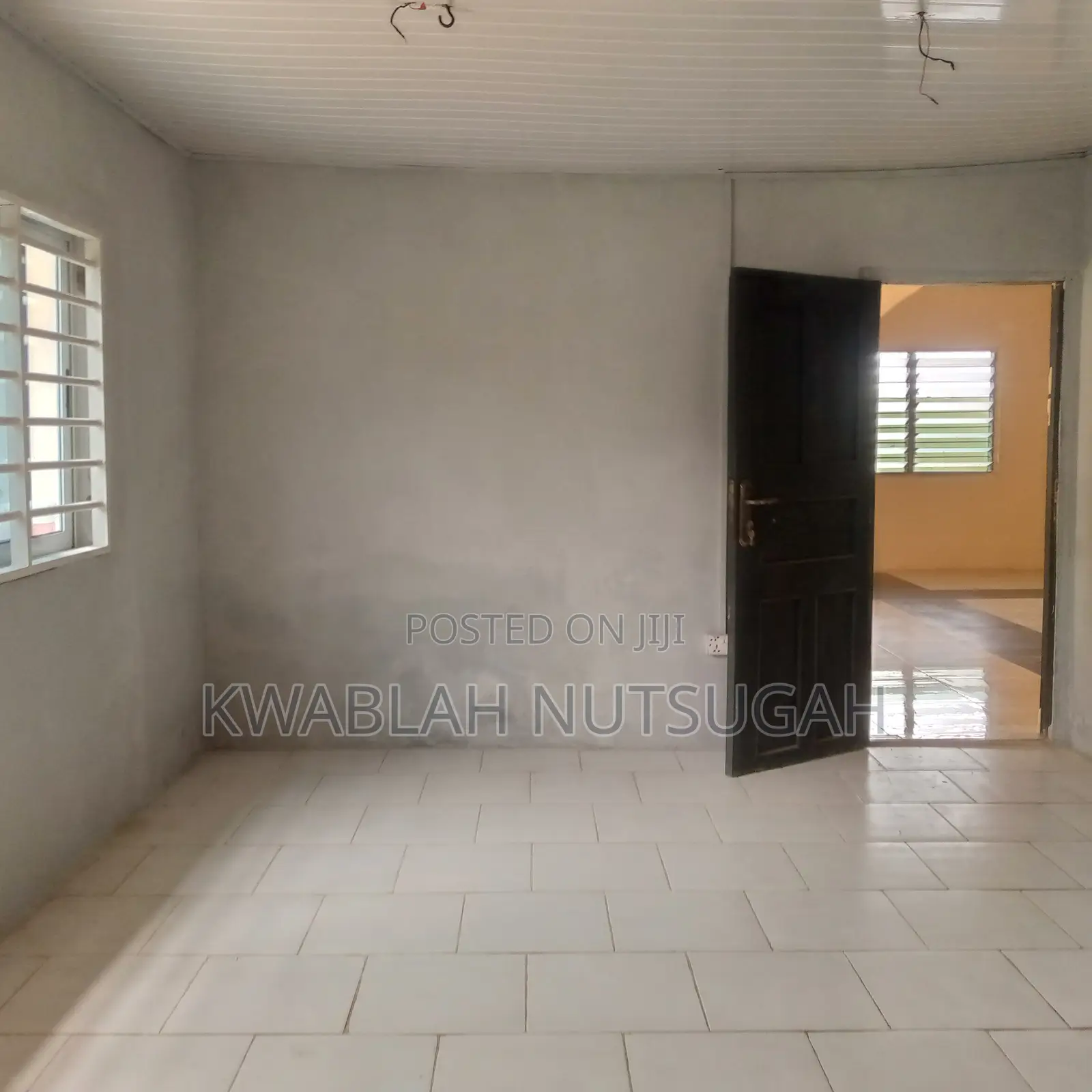 1bdrm Room & Parlour in Cold Store for rent