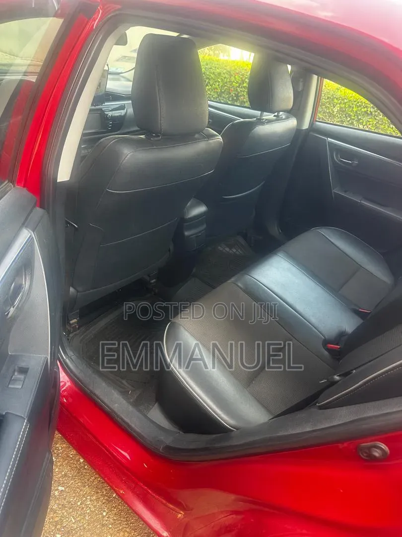 Toyota Corolla 2015 Red
