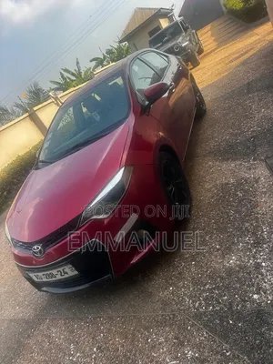 Toyota Corolla 2015 Red