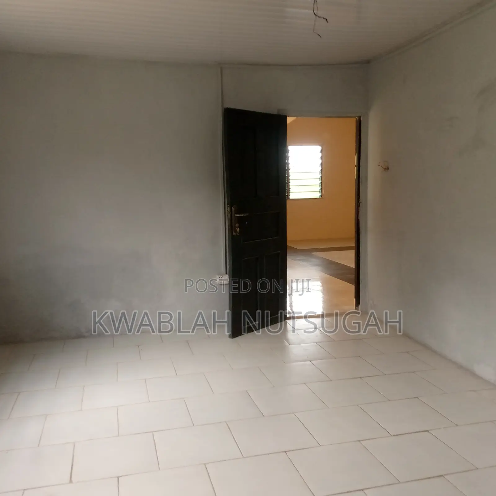 1bdrm Room & Parlour in Cold Store for rent