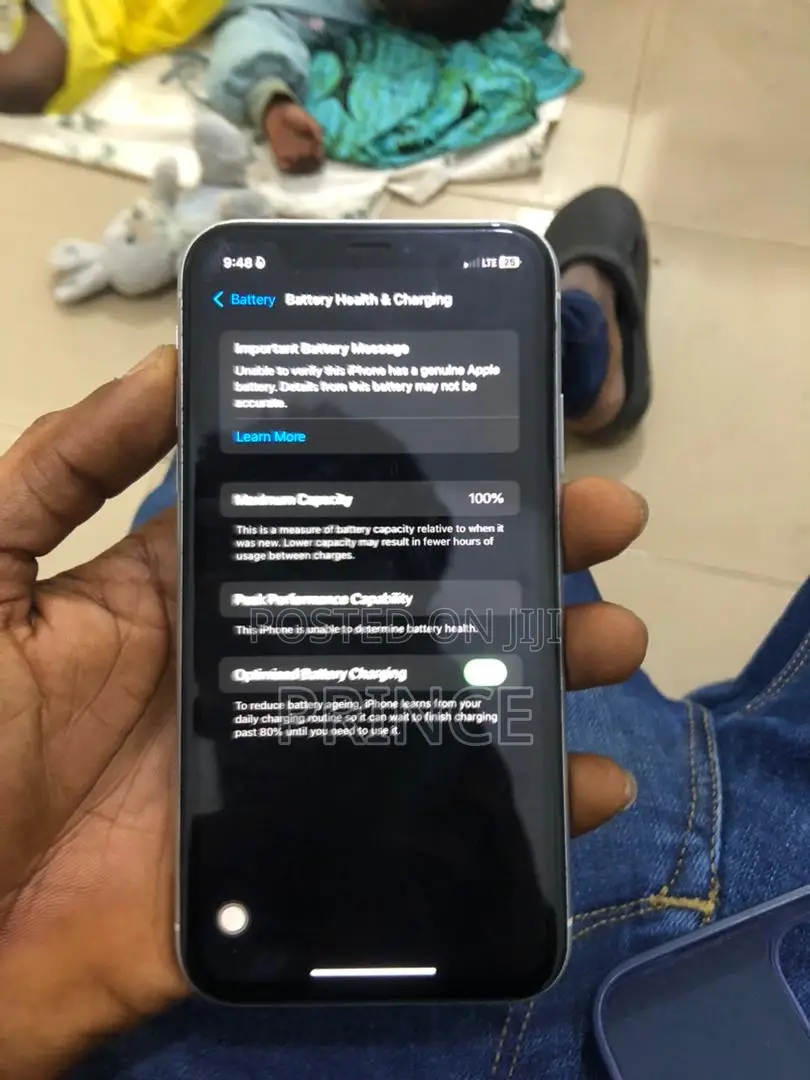 Apple iPhone XR 128 GB White