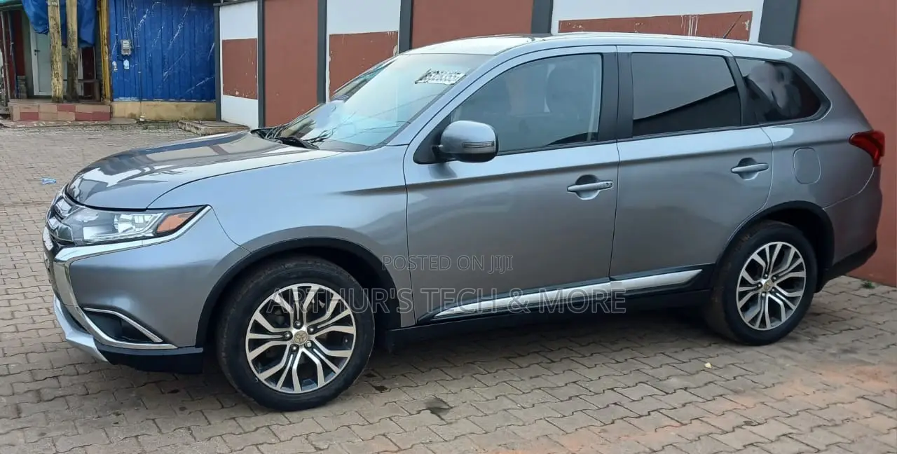 Mitsubishi Outlander SEL FWD 2016 Gray