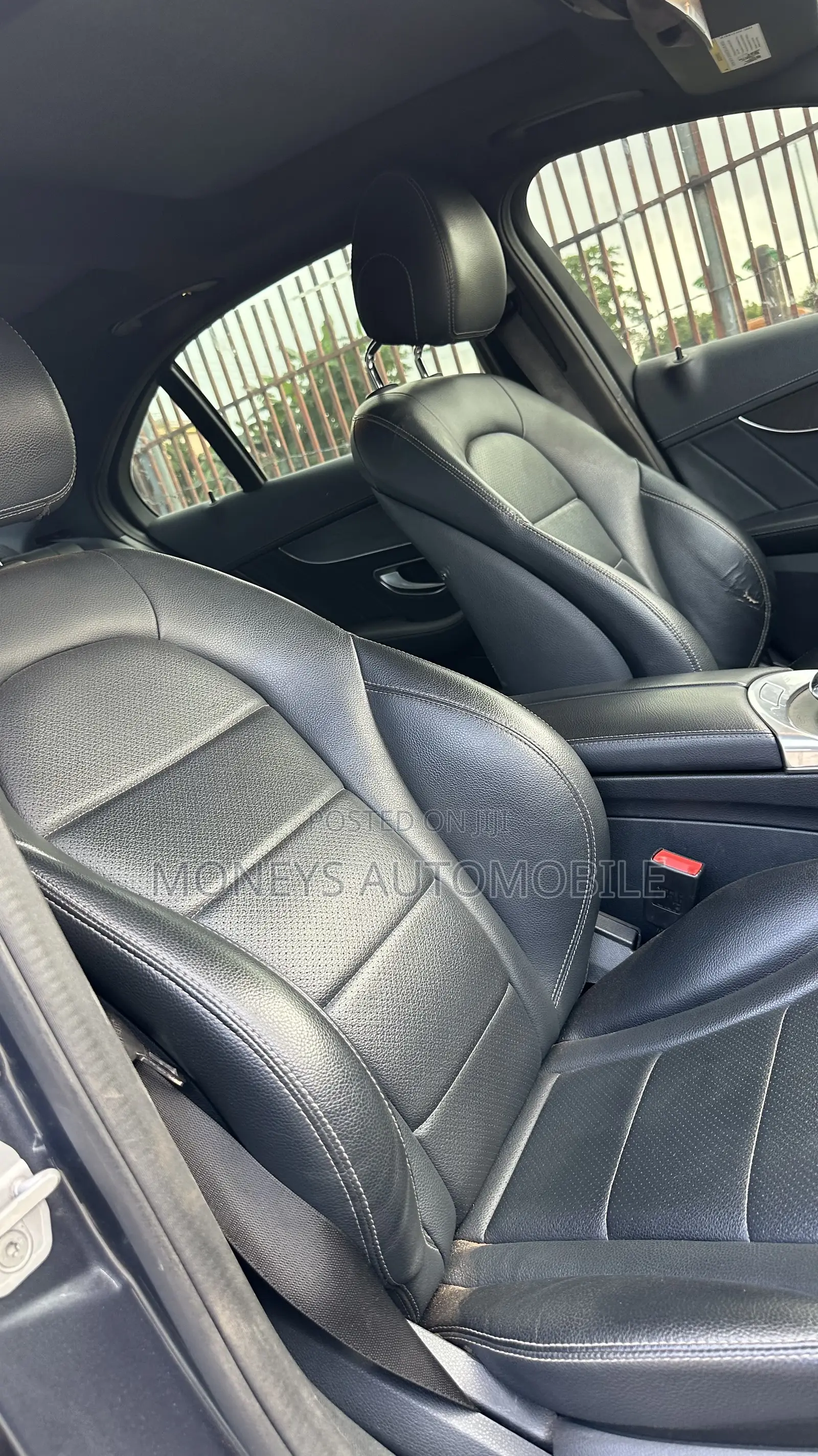 Mercedes-Benz C300 2018 Gray