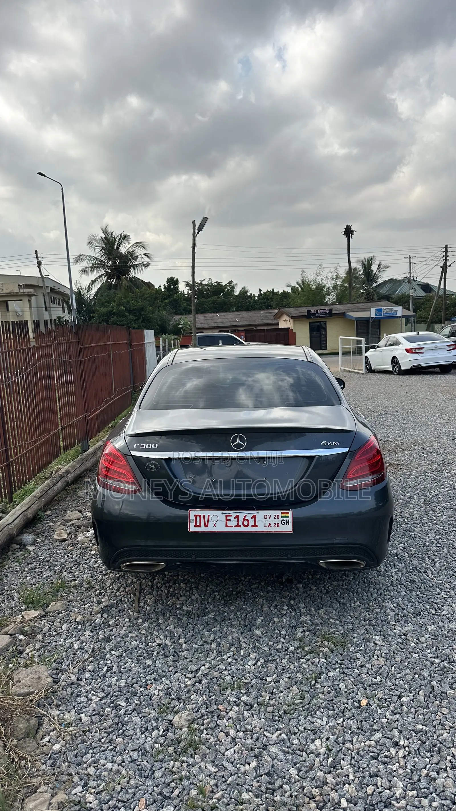 Mercedes-Benz C300 2018 Gray