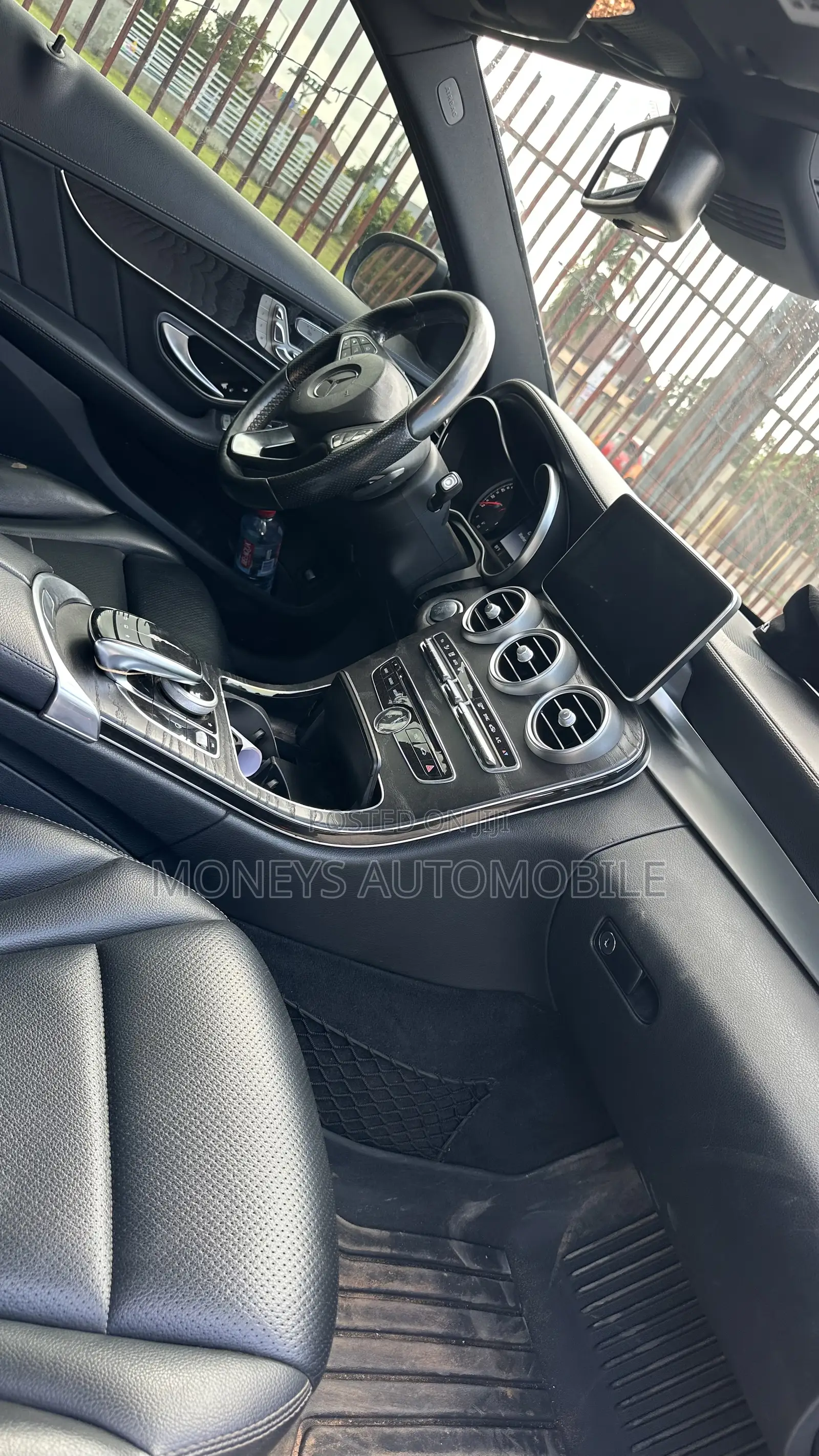 Mercedes-Benz C300 2018 Gray