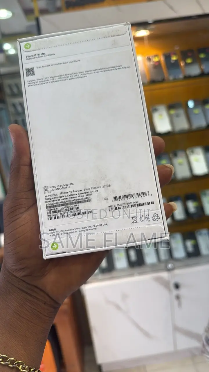 New Apple iPhone 15 Pro Max 256 GB Black