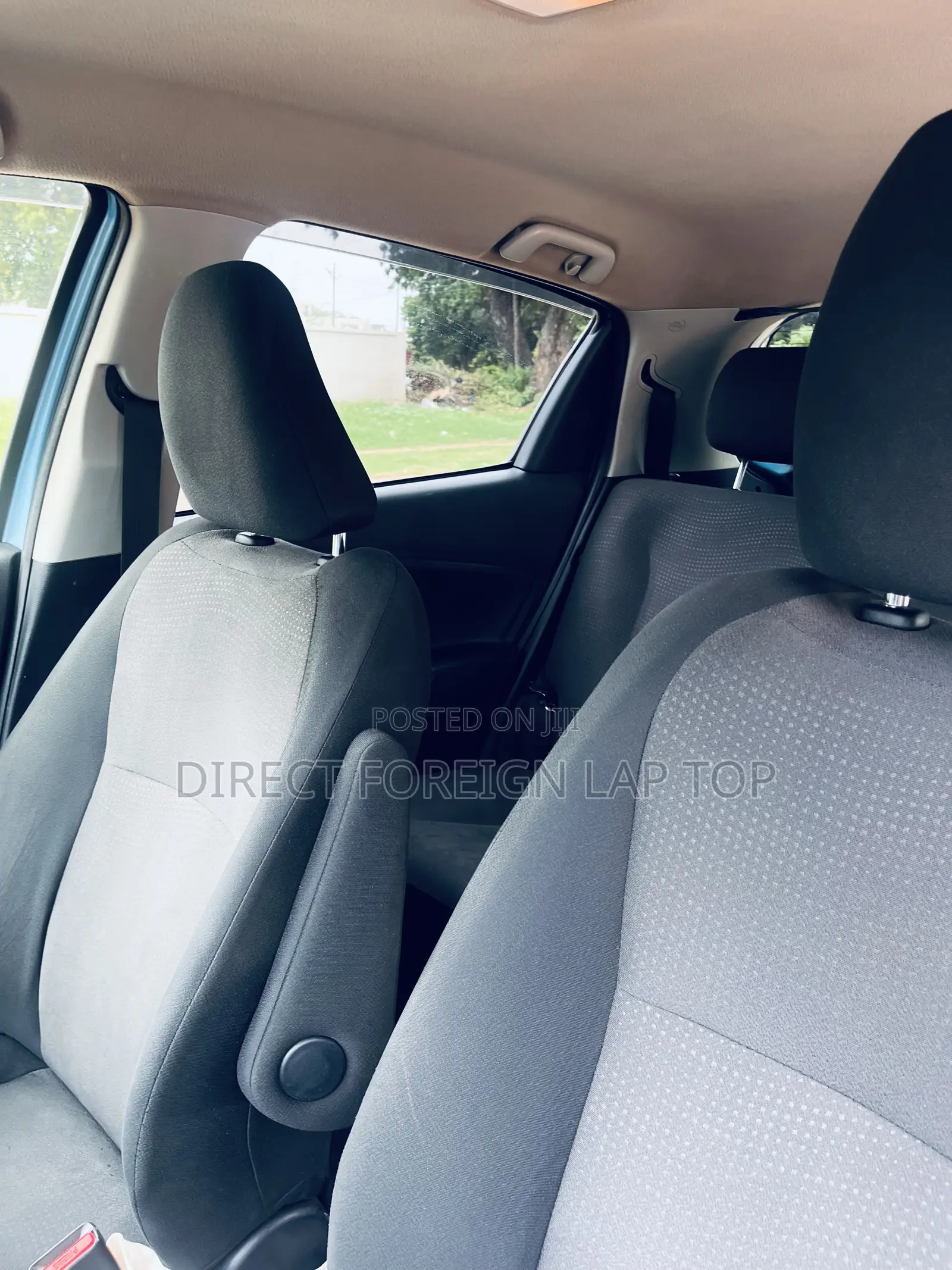 Toyota Vitz 2015 Blue