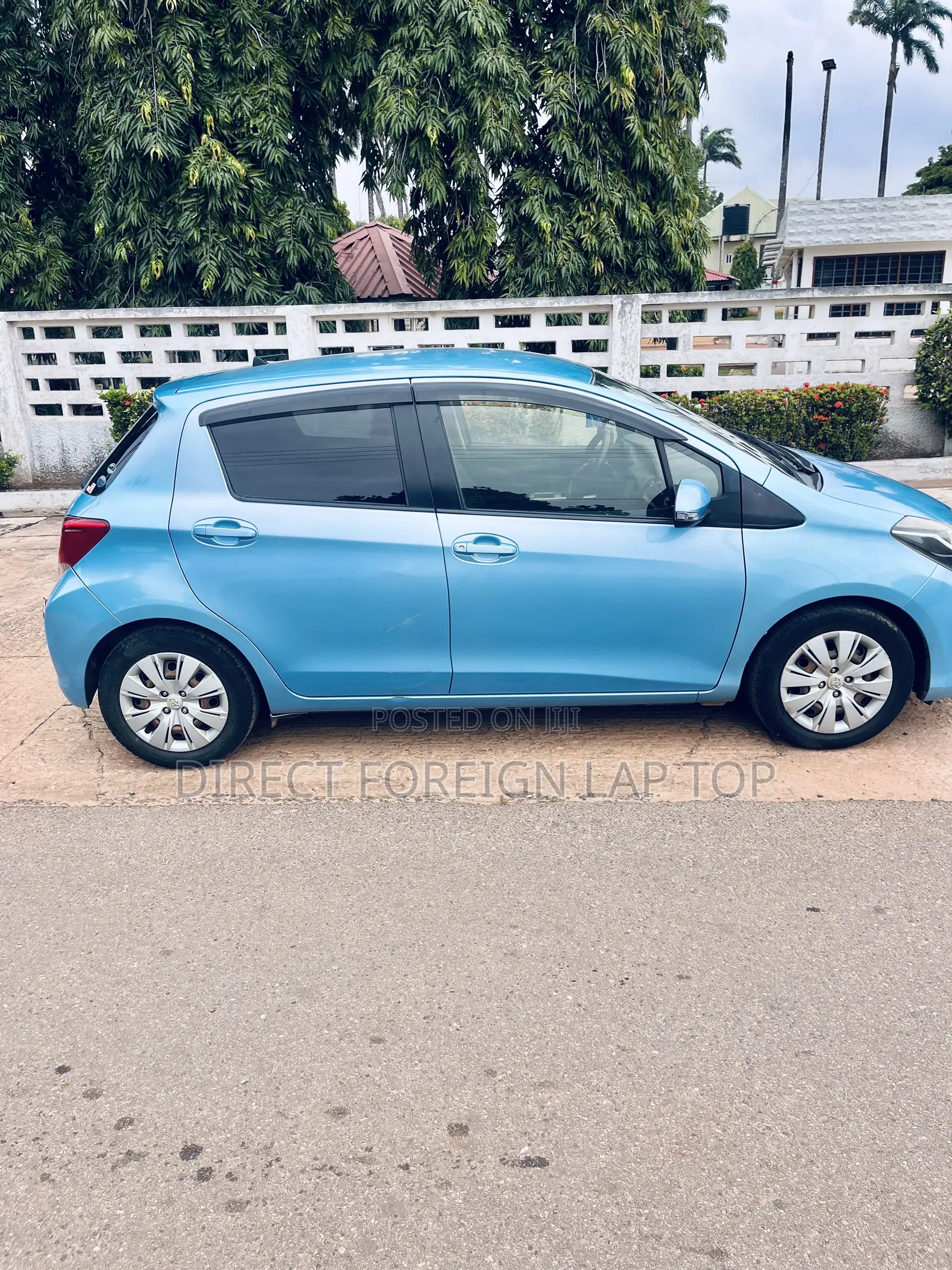 Toyota Vitz 2015 Blue