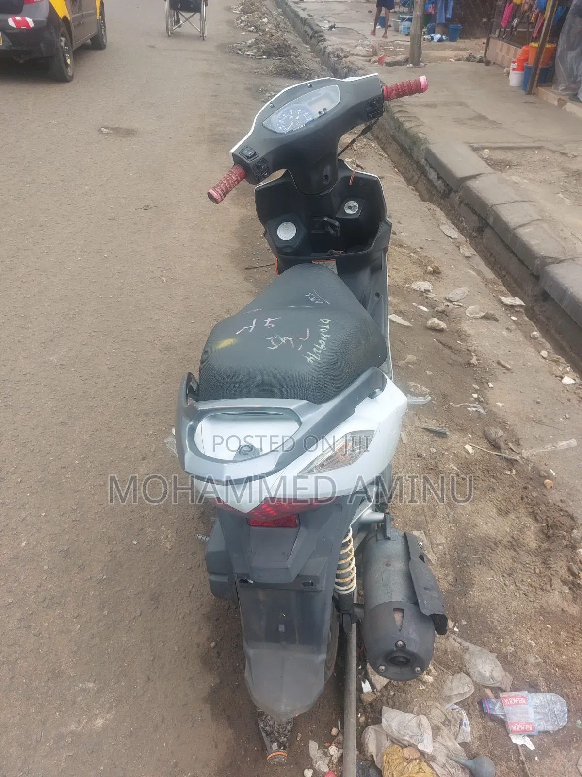Suzuki GSR 2017 White