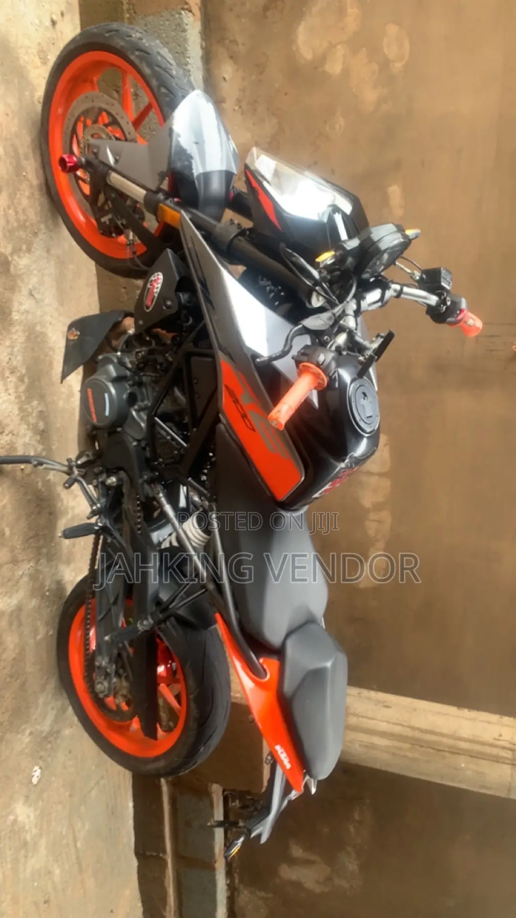 KTM 2023 Orange