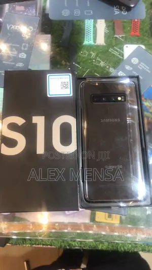 New Samsung Galaxy S10 128 GB Black
