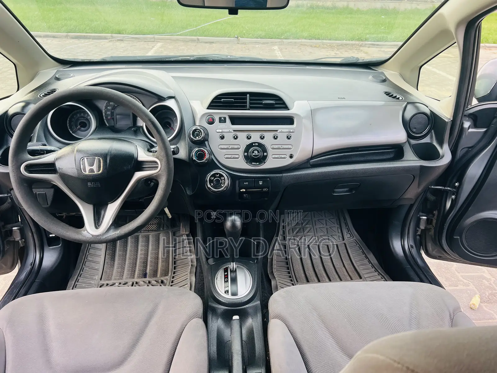 Honda Fit 2012 Gray