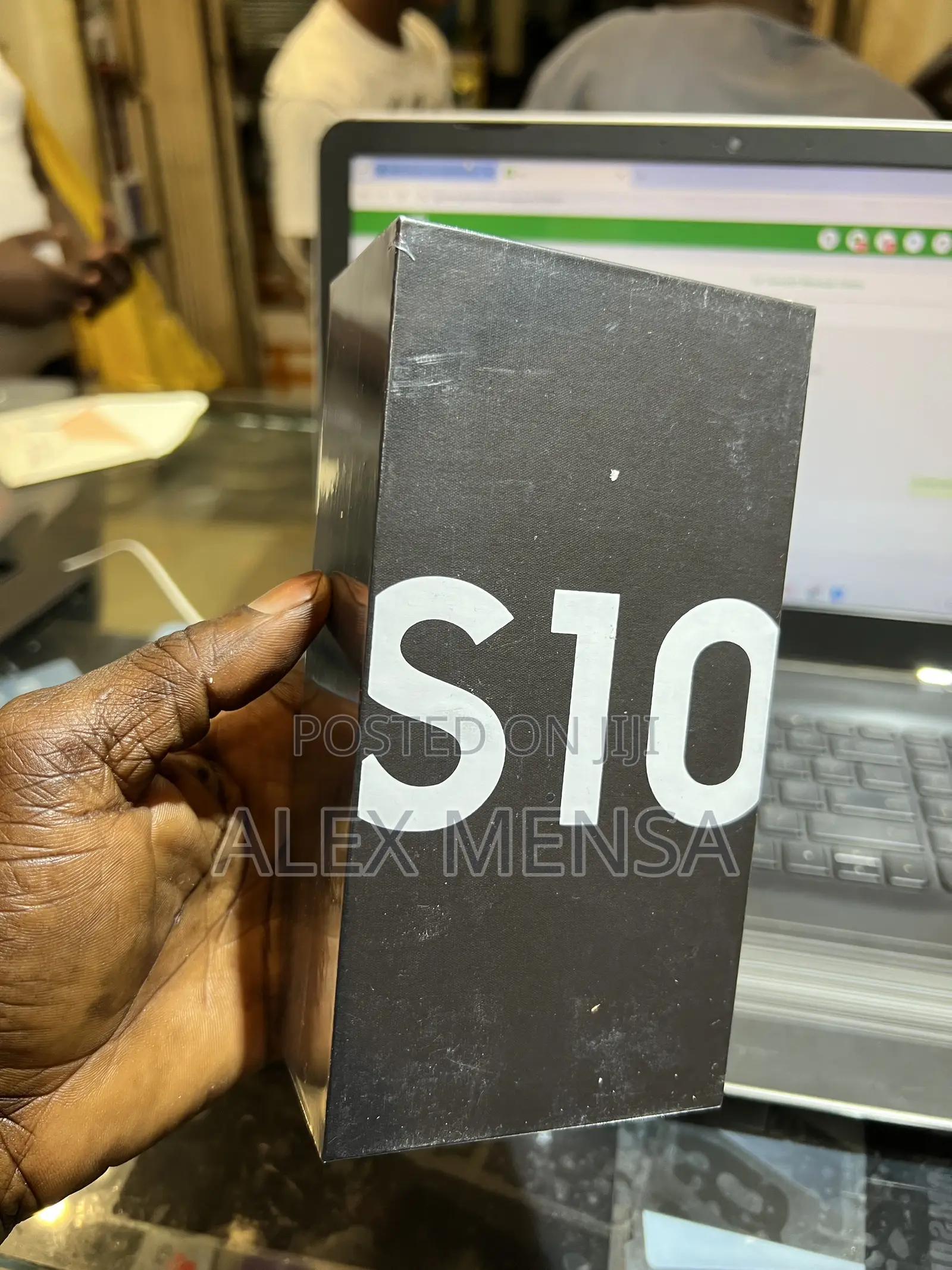 New Samsung Galaxy S10 128 GB Black