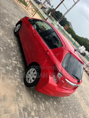 Toyota Vitz 1.3 FWD 3dr 2015 Red
