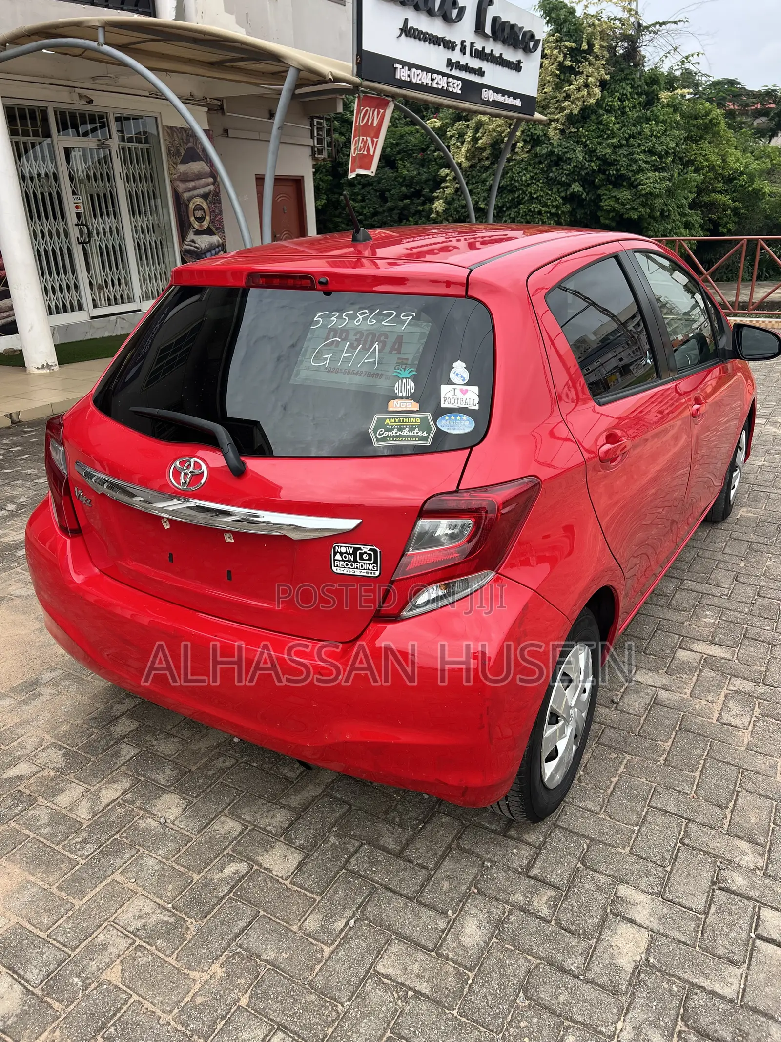 Toyota Vitz 1.3 FWD 3dr 2015 Red