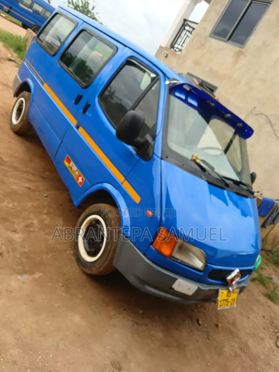 Ford Transit 2010 Blue