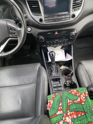 Hyundai Tucson 2016 Silver