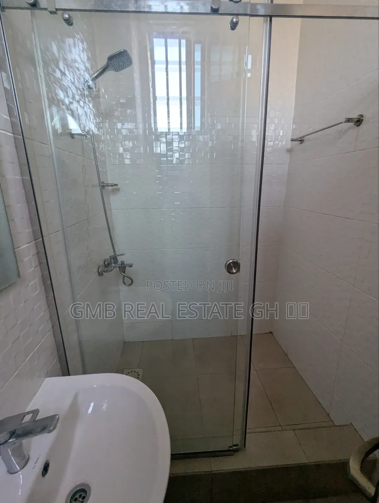 3bdrm Apartment in Adjringanor, Ability for rent