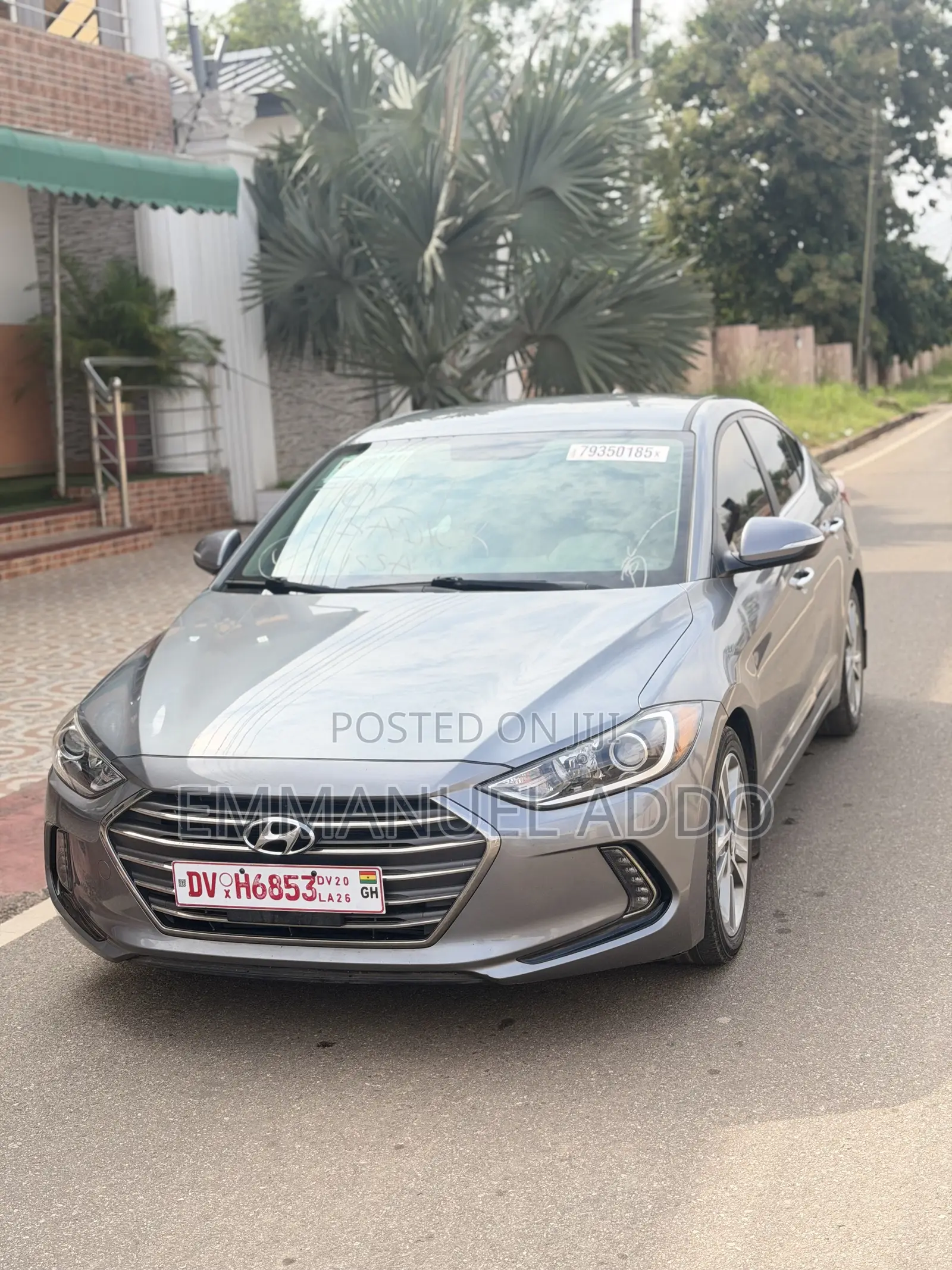 Hyundai Elantra Limited Sedan FWD (2.0L 4cyl 6A) 2017 Gray