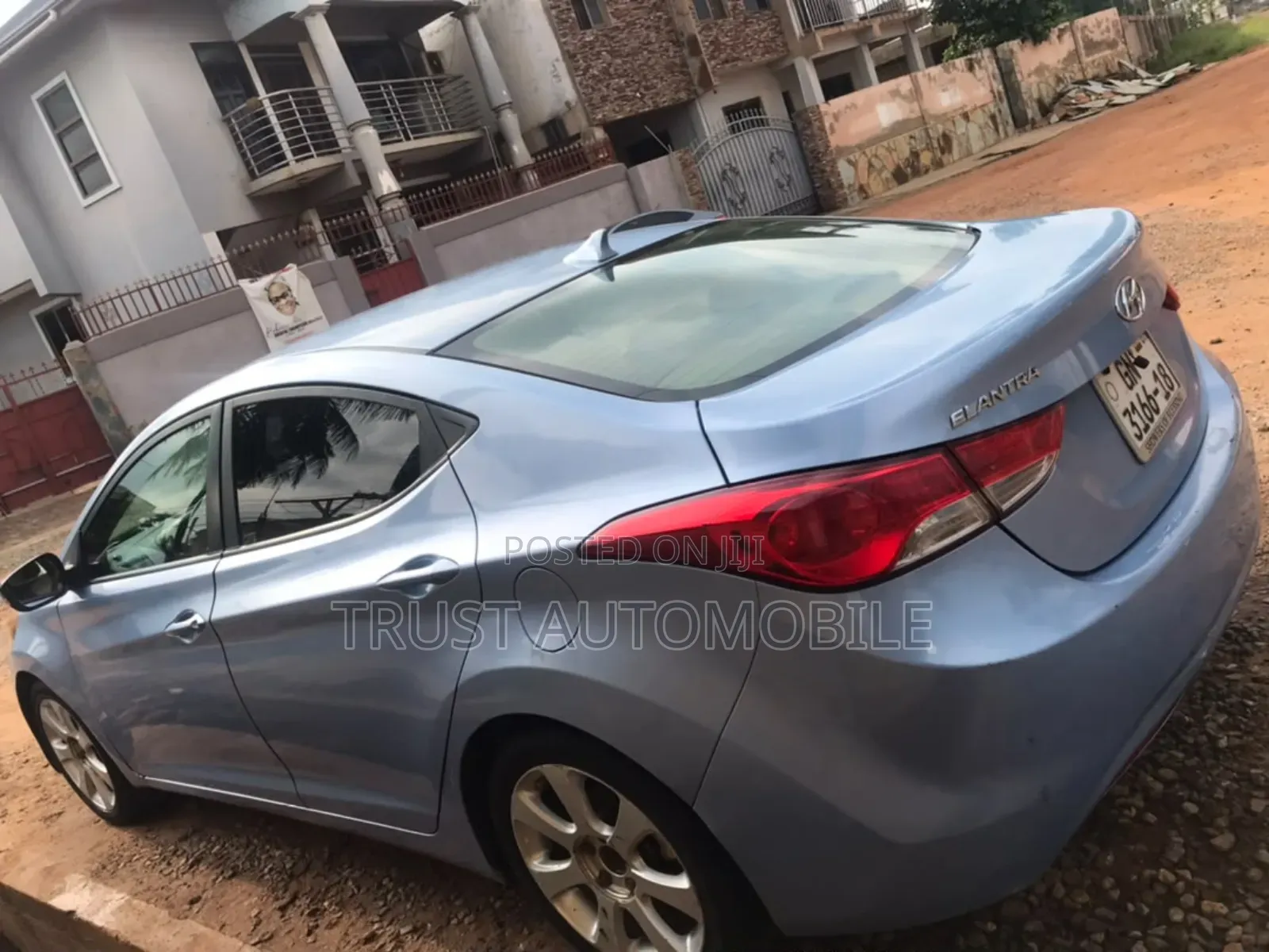 Hyundai Elantra Limited Sedan FWD (1.8L 4cyl 6A) 2013 Blue
