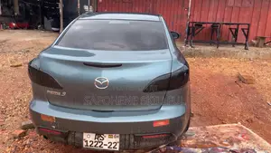 Mazda 3 2.0 i Sport 2011 Gray
