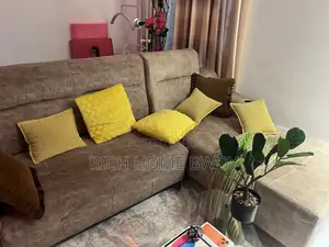 Hall Couch