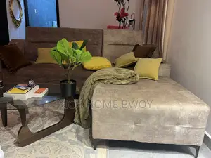Hall Couch