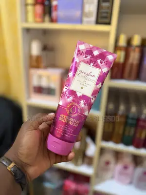 Bath and Body Works Moisturizing Body Wash