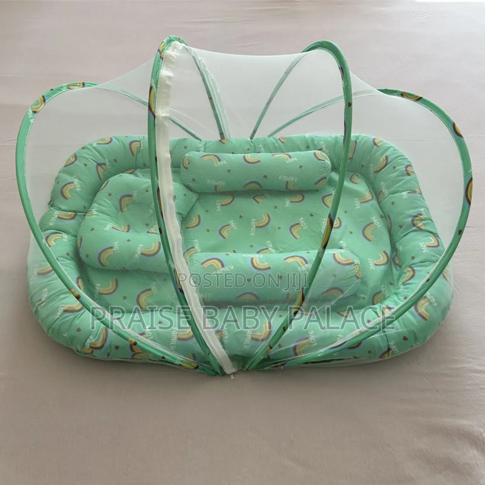Baby Bed With Net And Pillows