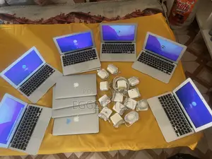 Laptop Apple MacBook Air 4GB Intel Core i5 SSD 128GB