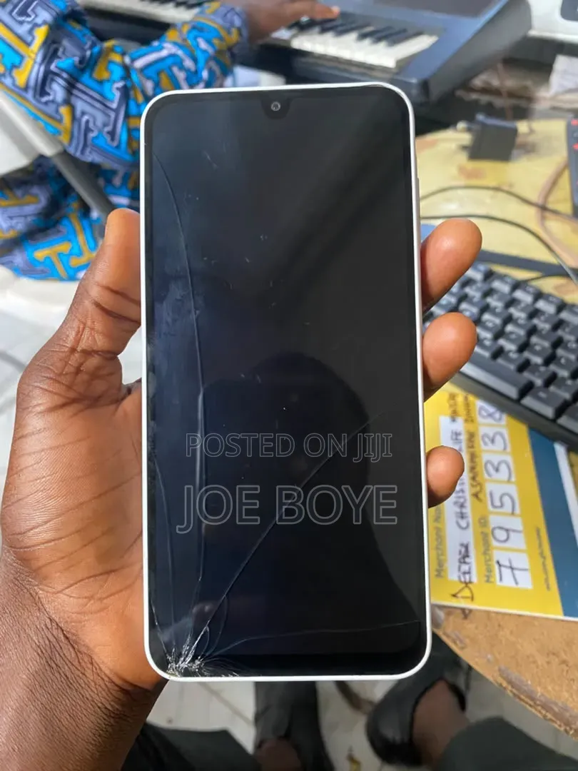 Samsung Galaxy A16 128 GB White