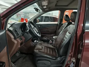 Dongfeng Fengxing Joyear 2016 Red