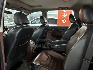 Dongfeng Fengxing Joyear 2016 Red