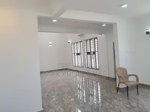 4bdrm House in Adjiriganor for sale