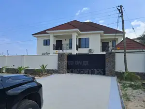 4bdrm House in Adjiriganor for sale