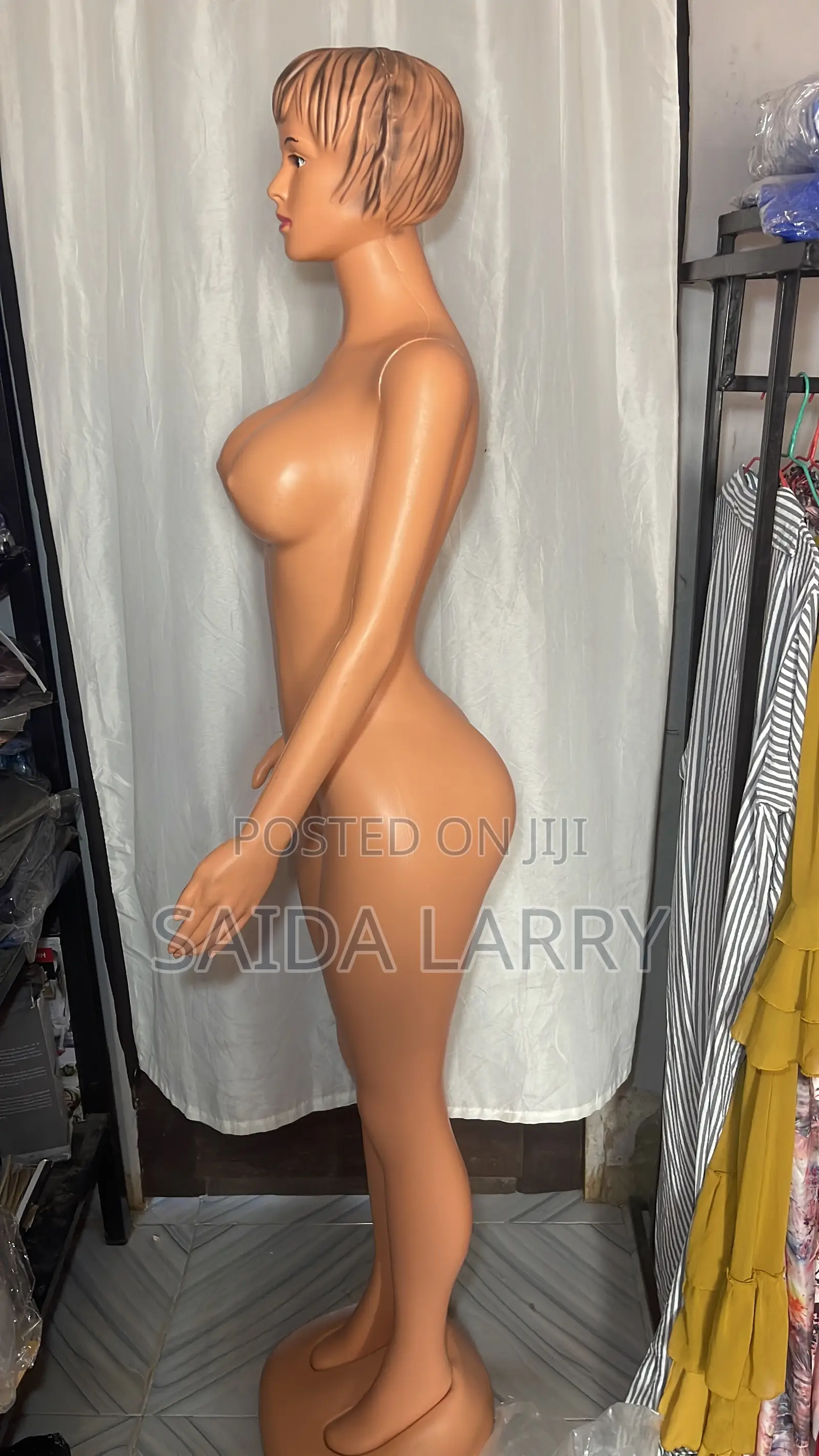 Mannequin N