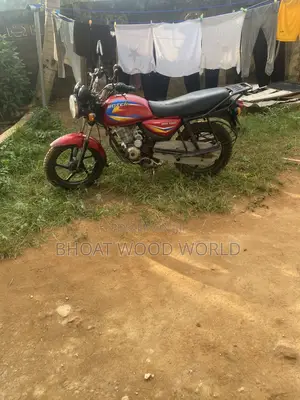 Bajaj Boxer 2019 Red
