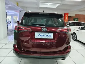 Toyota RAV4 2016 Red