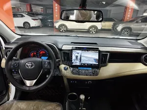Toyota RAV4 2016 Red