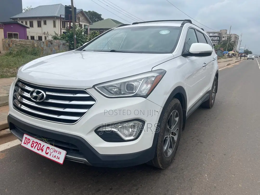 Hyundai Santa Fe 2014 White