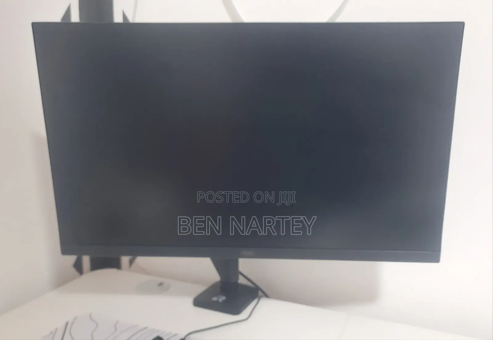 Slightly Used Aoc Q27g4f Gaming Monitor