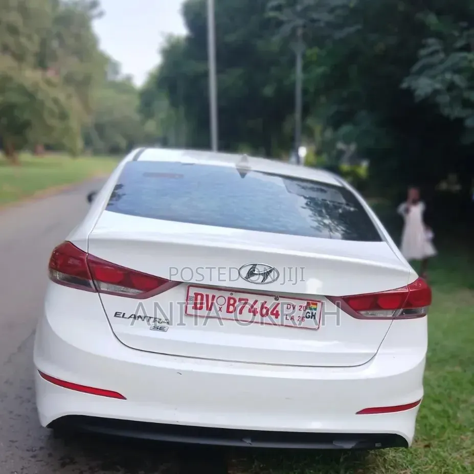 Hyundai Elantra 2017 White